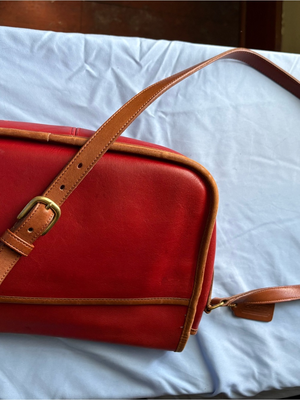 Vintage Red Coach Saddle Bag Made in USA - Picture 8 of 9